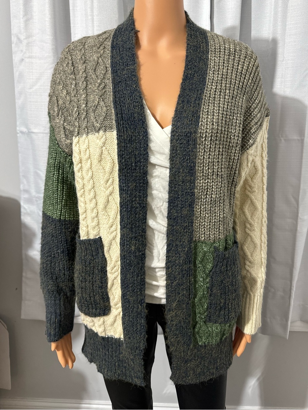 Cool Grade & Gather size S neutral color color block open front cardigan new